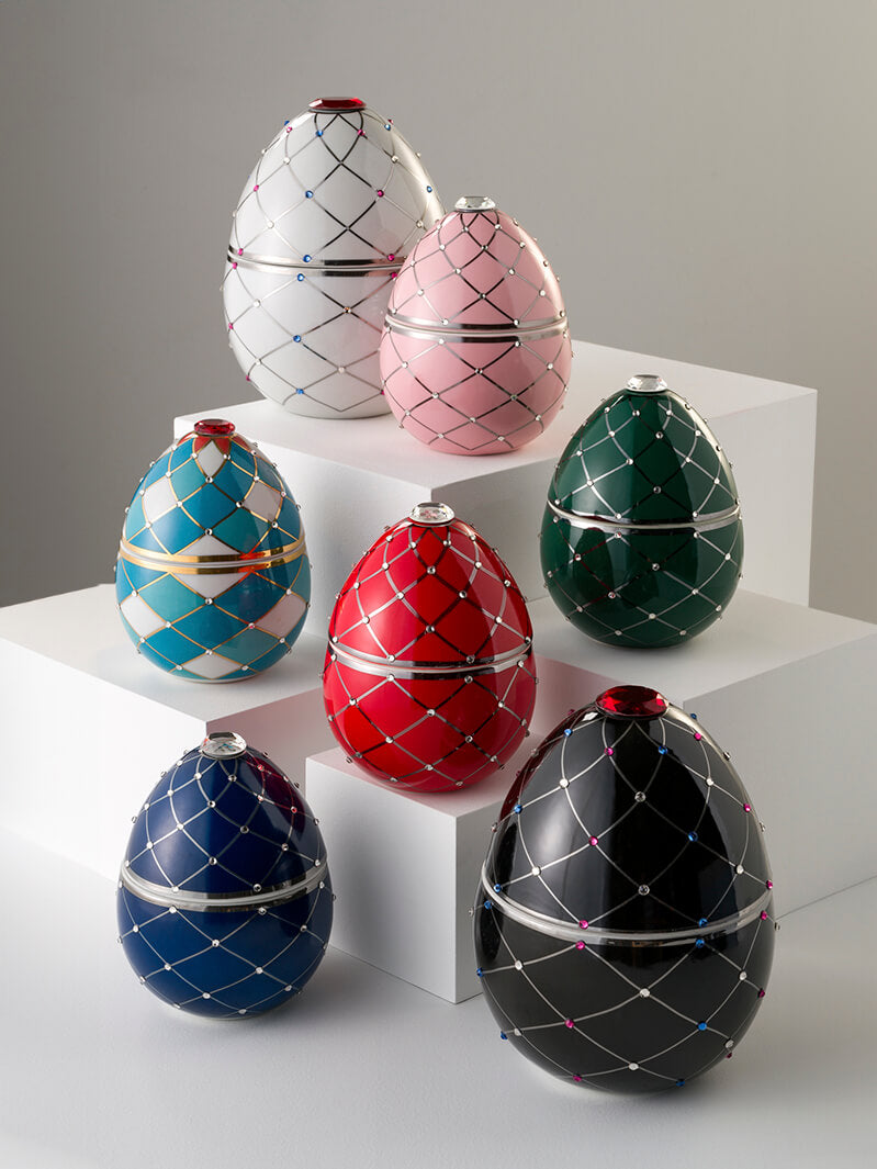 Green Egg with Silver Stripe - Bois de Russie - 220 g - Country of Origin: Italy