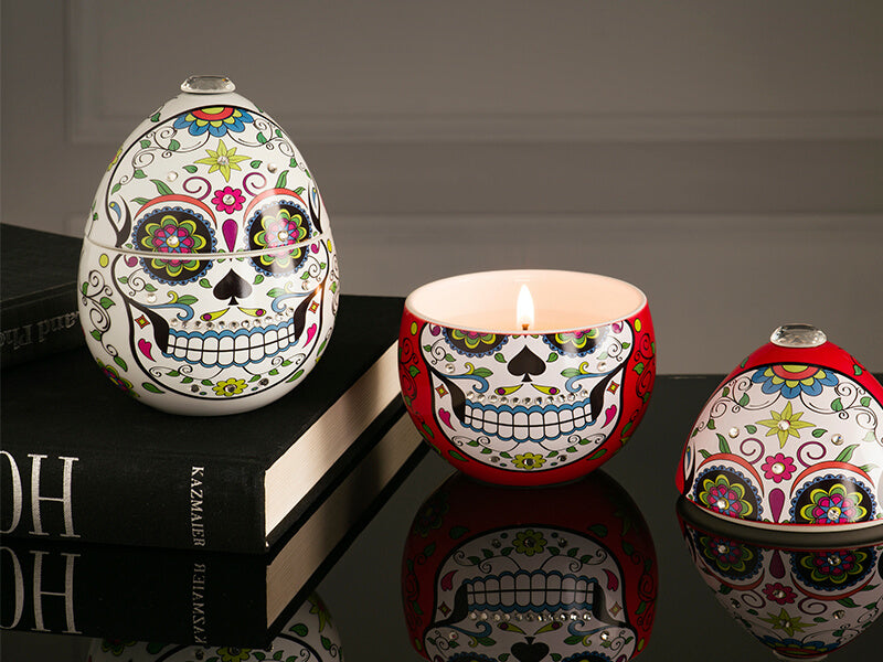 Candle Skull Red 220 g - Country of Origin: Italy