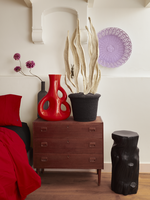 Three Ears Vase - M - Country of Origin: Netherlands