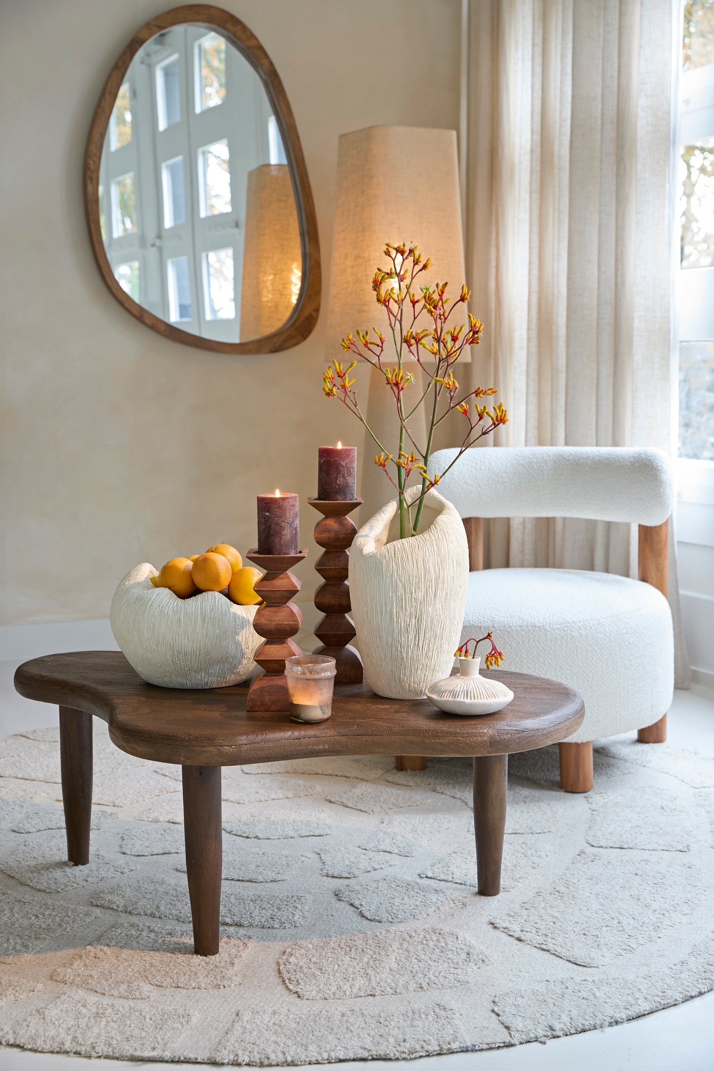 Denisa Decorative Vase in Cream – 34x28x21cm – Country of Origin : Netherlands