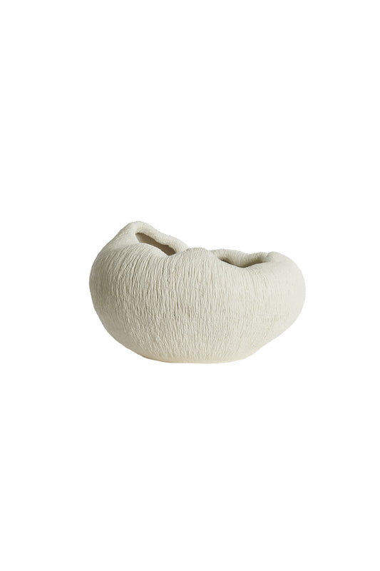 Denisa Decorative Vase in Cream – 39.5x32x24cm – Country of Origin : Netherlands