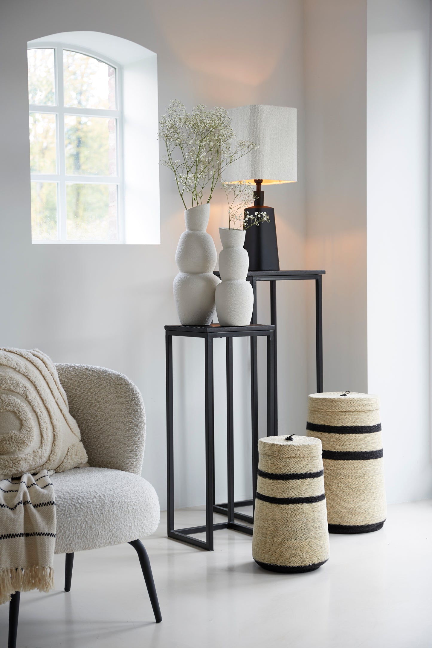 Aram Vase in Cream - 14,5 x 37,5 cm - Country of Origin : Netherlands