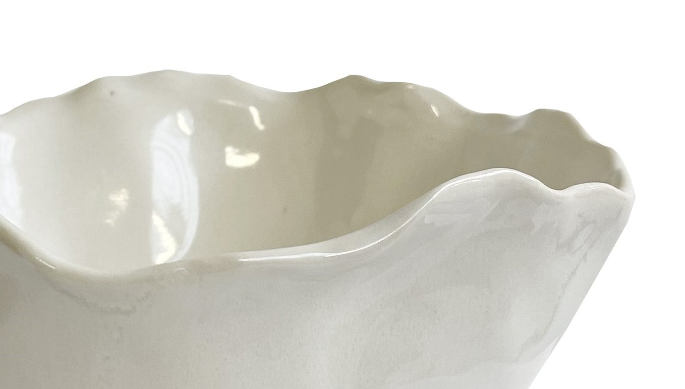 Ceramic organic bowl cream - Country of Origin: Estonia