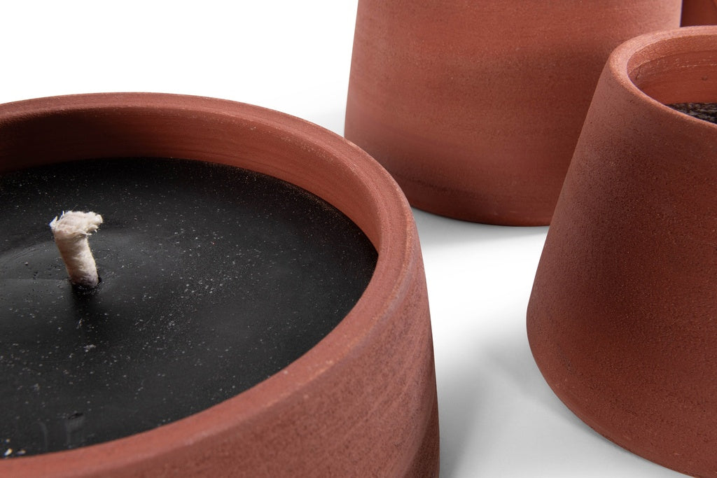 Red Terracotta Outdoor Candle - Rosemary Scent - Large Size - Country of Origin: Belgium