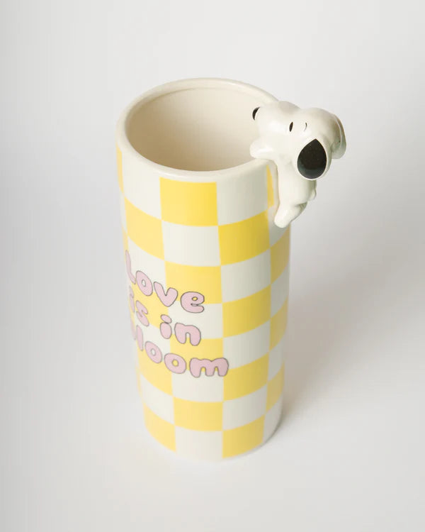Snoopy Love In Bloom Yellow - Country of Origin: Italy